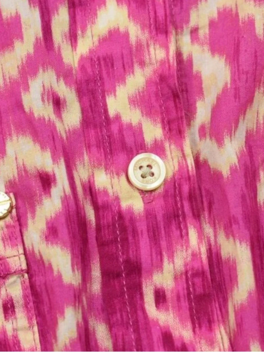 Michael KORS! Pink Patterned Button-Up Shirt!! M